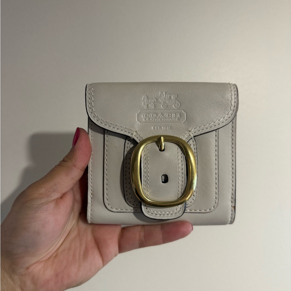 Coach Bleecker White Leather Buckle Wallet - Picture 1 of 8